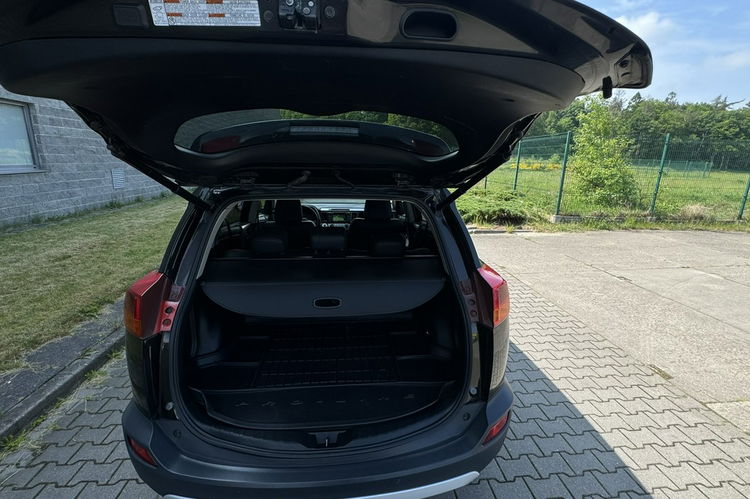 Toyota RAV-4 2.0d4d sól+individual 4x4 skóry ledy Navi kamera jedyna taka zamiana zdjęcie 18