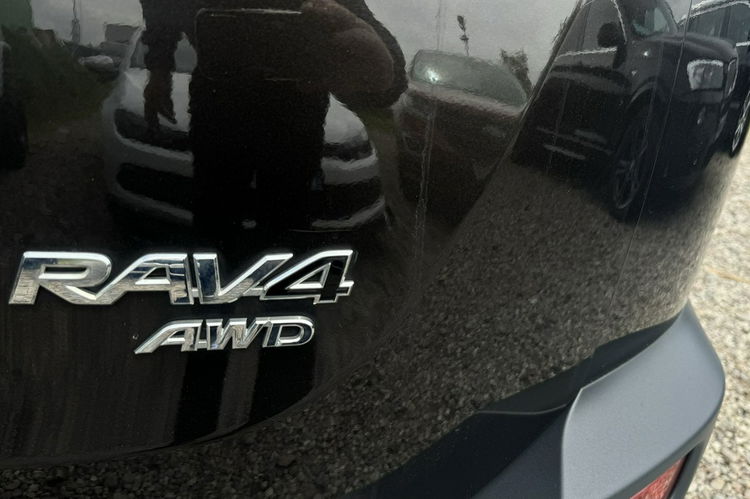 Toyota RAV-4 2.0d4d sól+individual 4x4 skóry ledy Navi kamera jedyna taka zamiana zdjęcie 32