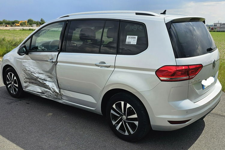 Volkswagen Touran 1.5 TFSI 7 osobowy 60Tys km zdjęcie 10