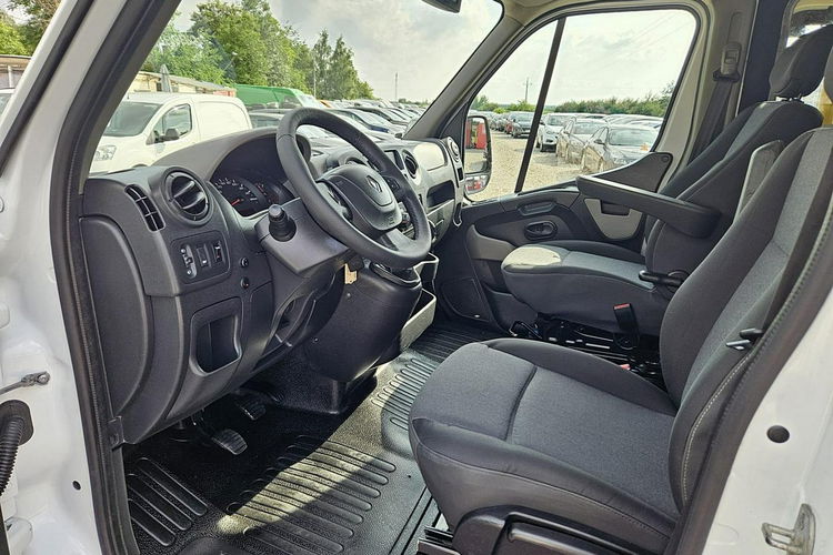 Renault Master L2H2 navi + klima bagażnik webasto aku kran zdjęcie 5