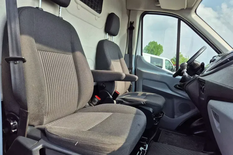 Ford Transit L2H2 57999zł NETTO 2.0TdCi/170KM zdjęcie 26