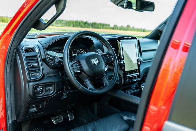 RAM Dodge RAM 1500 /RAM Dodge 5.7 GT Crew Cab Laramie 2022 zdjęcie 28