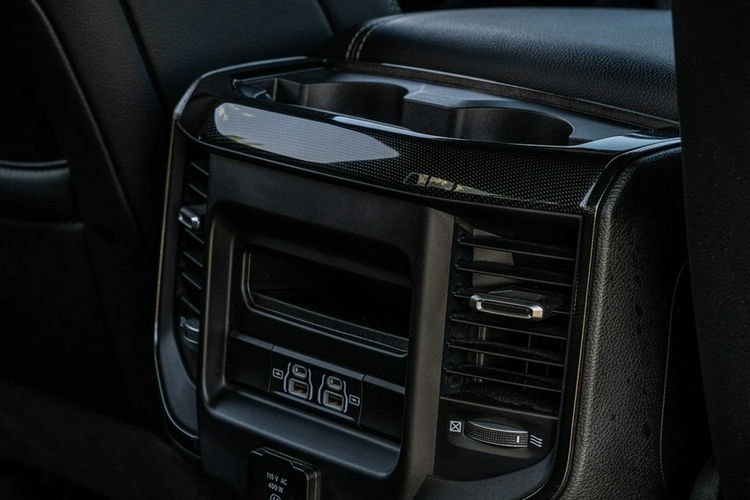 RAM Dodge RAM 1500 /RAM Dodge 5.7 GT Crew Cab Laramie 2022 zdjęcie 33