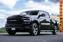 RAM Dodge RAM 1500 / 4x4 / Bogato wyposażony / 5.7 V8 Oryginalny Przebieg zdjęcie 1