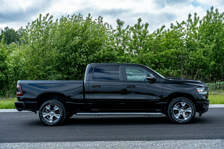RAM Dodge RAM 1500 / 4x4 / Bogato wyposażony / 5.7 V8 Oryginalny Przebieg zdjęcie 25