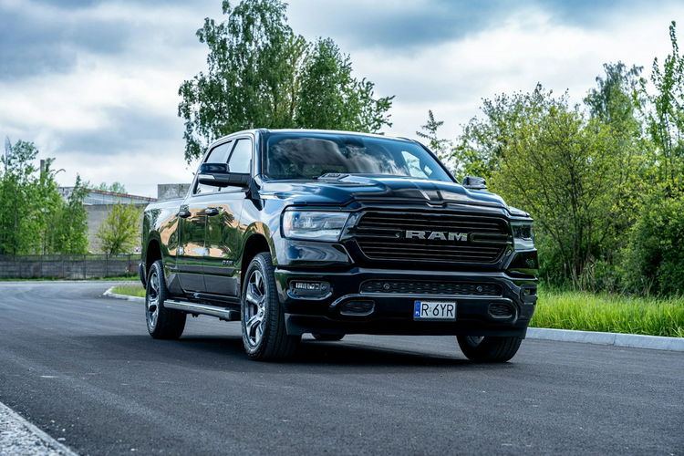 RAM Dodge RAM 1500 / 4x4 / Bogato wyposażony / 5.7 V8 Oryginalny Przebieg zdjęcie 28