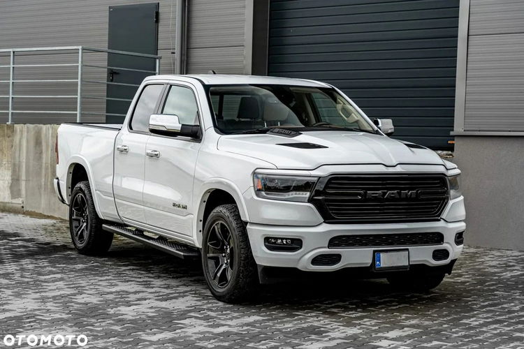 1500 DODGE RAM 1500 LARAMIE 5.7 PIĘKNE WNĘTRZE BOGATO WYPOSAŻONY 2020R. zdjęcie 17