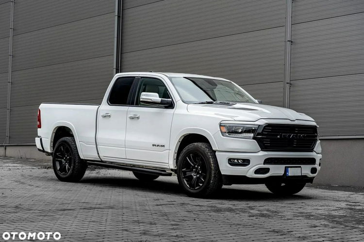 1500 DODGE RAM 1500 LARAMIE 5.7 PIĘKNE WNĘTRZE BOGATO WYPOSAŻONY 2020R. zdjęcie 2