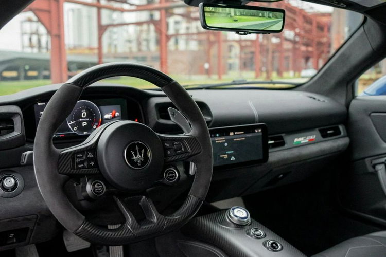 Maserati inny MC20 587KM 2022 FULL CARBON 1000KM PRZEBIEG zdjęcie 11