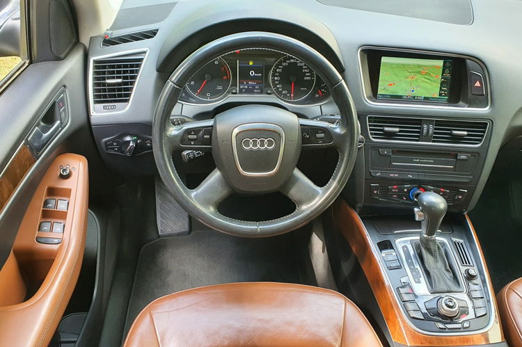 Audi Q5 2.0T 211KM # Quattro # Navi # Skóra # Xenon # LED # Parktronic zdjęcie 17