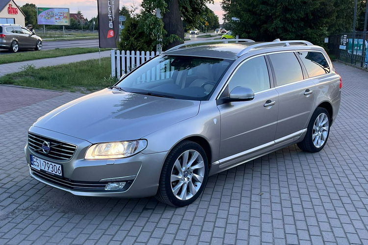 Volvo V70 Salon Polska BDB stan Summum zdjęcie 1