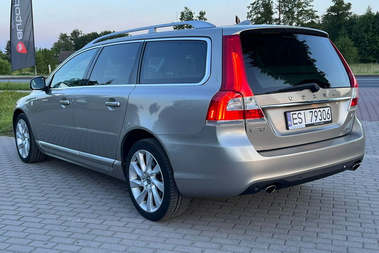 Volvo V70 Salon Polska BDB stan Summum zdjęcie 11