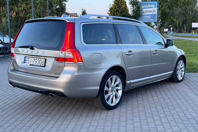 Volvo V70 Salon Polska BDB stan Summum zdjęcie 13