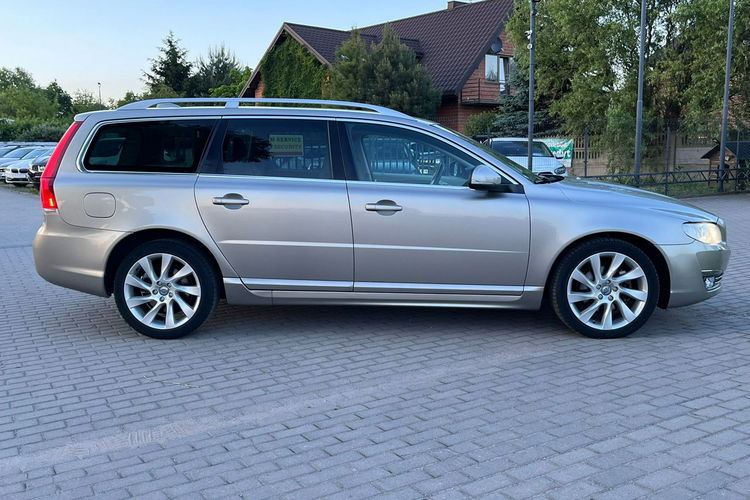 Volvo V70 Salon Polska BDB stan Summum zdjęcie 14