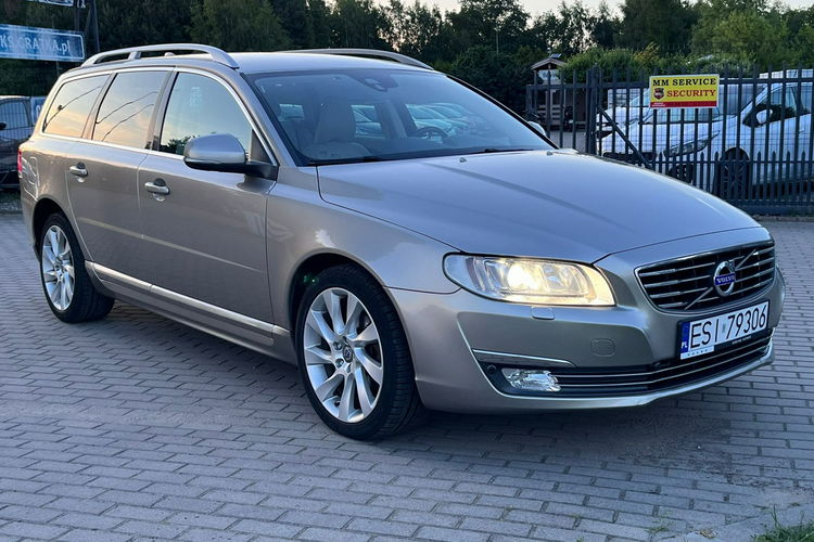 Volvo V70 Salon Polska BDB stan Summum zdjęcie 15