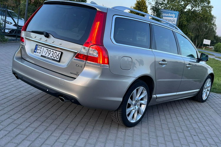 Volvo V70 Salon Polska BDB stan Summum zdjęcie 4