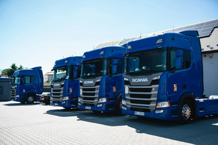 R450 SCANIA R450 SALON POLSKA BEZWYPADKOWY DŁUGA RAMA ZBIORNIKI 1400L zdjęcie 2