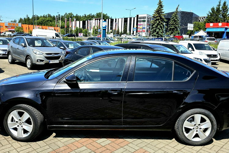 Skoda Octavia pierwszy właścieciel, serwis, bogata wersja zdjęcie 5