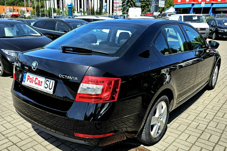 Skoda Octavia pierwszy właścieciel, serwis, bogata wersja zdjęcie 8