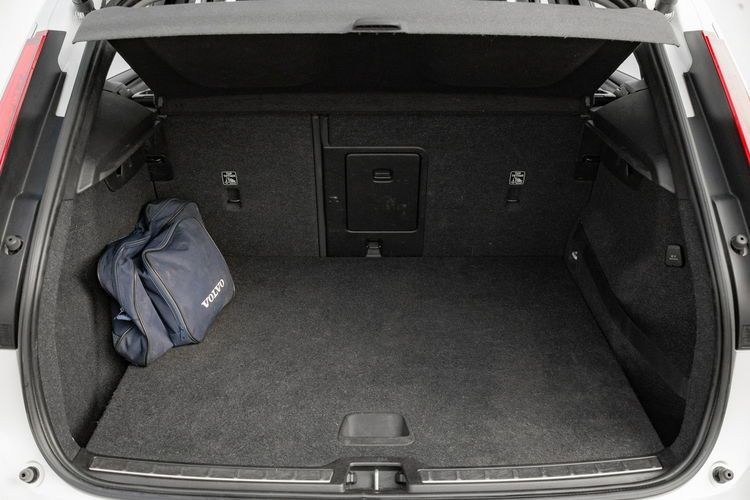 Volvo XC 40 WD9470M # T3 Inscription NAVI K.cofania 2 stref klima Salon PL VAT 23% zdjęcie 28