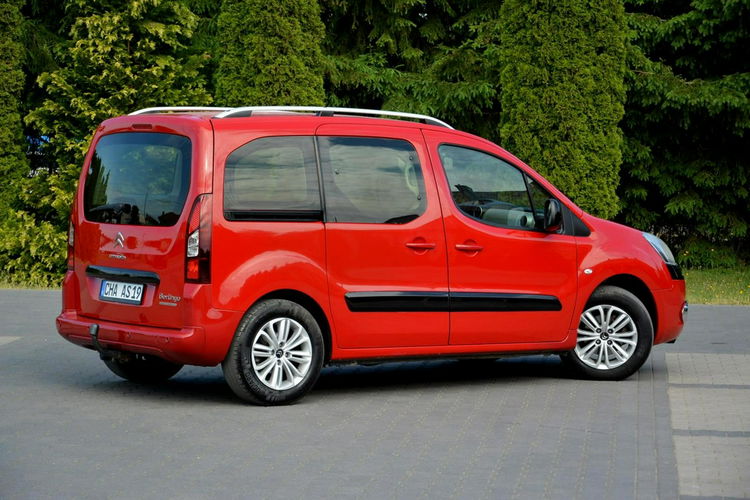Citroen Berlingo 1.6HDI(114KM) lift Multispace Ledy Relingi Parltronic Hak Alu 16 zdjęcie 12