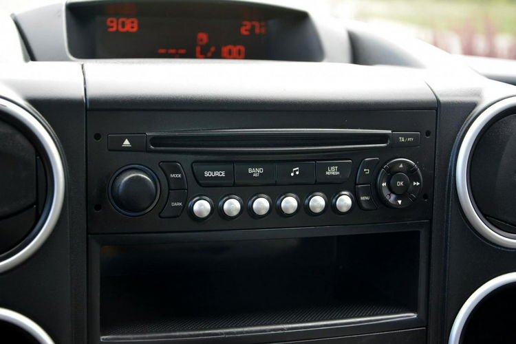 Citroen Berlingo 1.6HDI(114KM) lift Multispace Ledy Relingi Parltronic Hak Alu 16 zdjęcie 28