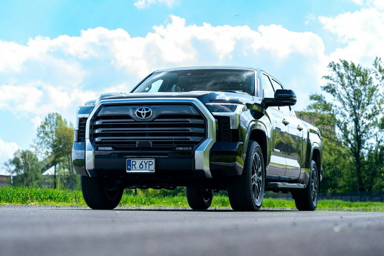 Tundra TOYOTA TUNDRA I FORCE MAX / ORYGINALNY PRZEBIEG / BOGATO WYPOSAŻONA zdjęcie 10