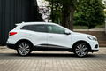 samochód osobowy Renault zdjęcie 9