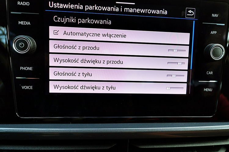 Volkswagen T-Roc 150km AUTOMAT IQLED+Kamera 3Lata GWARANCJA 1wł Kraj Bezwypadkowy FV23% 4x2 zdjęcie 41