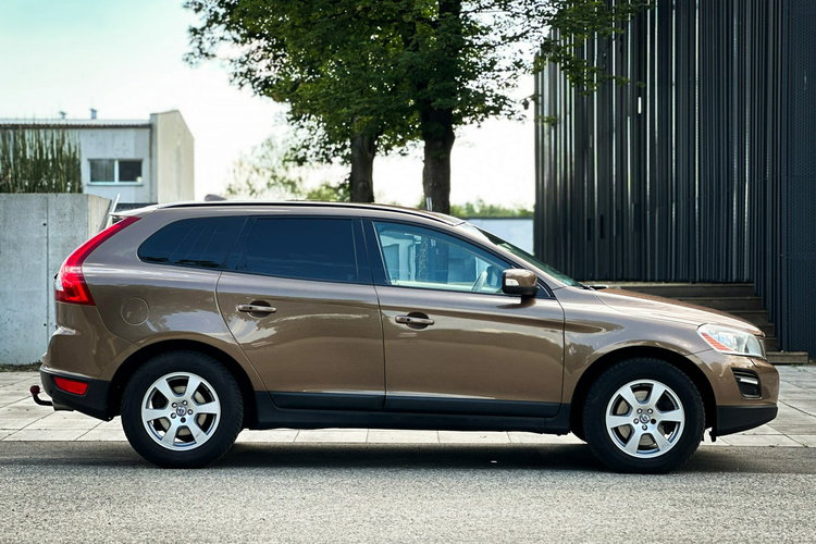 Volvo XC 60 Salon Polska - II Właściciel - 2.4 D zdjęcie 10