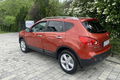 samochód osobowy Nissan zdjęcie 2