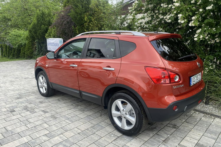 Nissan Qashqai 4X4. Zadbany Bezwypadkowy Niski oryginalny przebieg zdjęcie 2