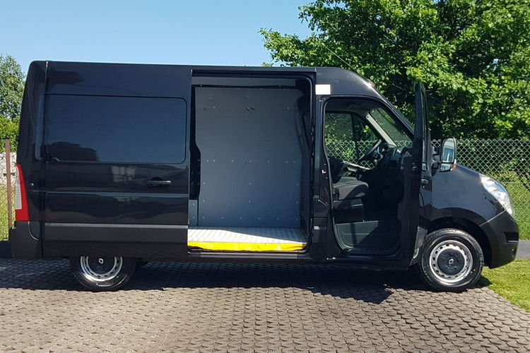 Renault Master L2H2 KLIMA DŁUGI WYSOKI TEMPOMAT BLASZAK VAN FURGON 2.3DCI 130 zdjęcie 25