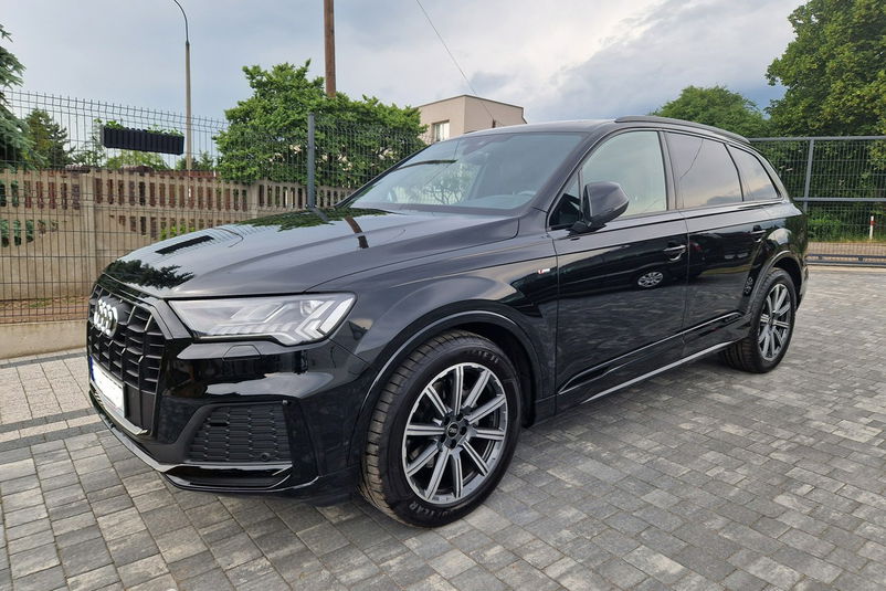 samochód osobowy Audi zdjęcie 1