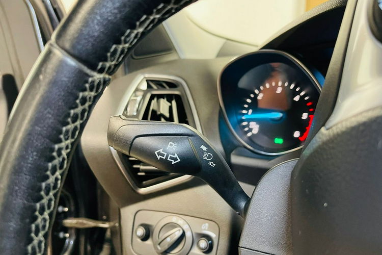 Ford Kuga 2.0 180KM INDIVIDUAL 4x4 Klimatronic Duża Navi SONY Audio Panorama FUL zdjęcie 26