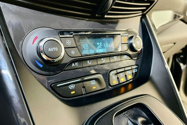 Ford Kuga 2.0 180KM INDIVIDUAL 4x4 Klimatronic Duża Navi SONY Audio Panorama FUL zdjęcie 30
