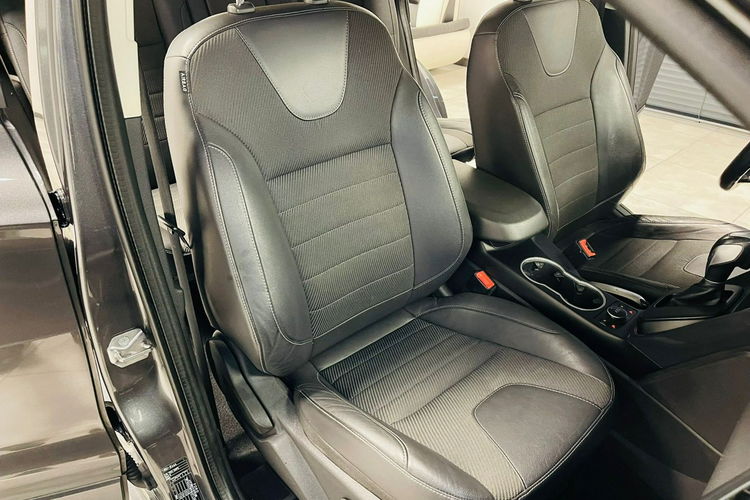 Ford Kuga 2.0 180KM INDIVIDUAL 4x4 Klimatronic Duża Navi SONY Audio Panorama FUL zdjęcie 38