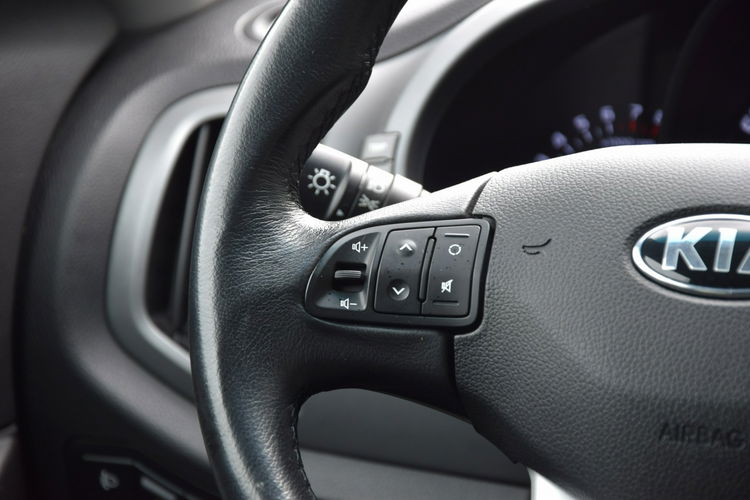 Kia Sportage 1.6 Benzyna Gwarancja Bogate Wyposażenie Zadbane zdjęcie 17