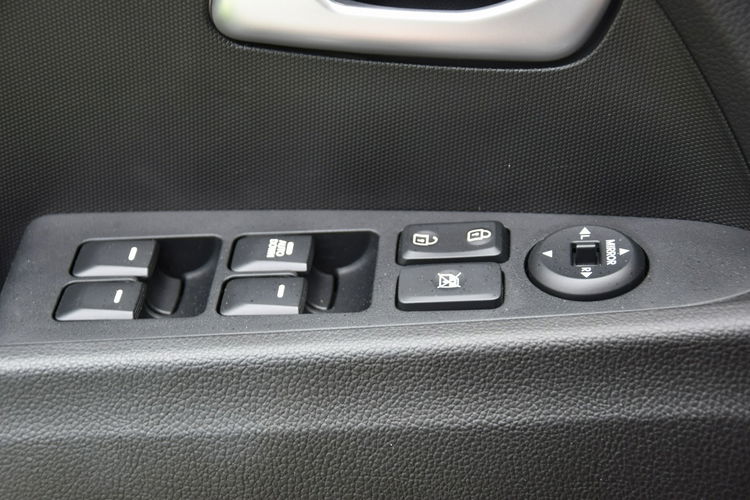 Kia Sportage 1.6 Benzyna Gwarancja Bogate Wyposażenie Zadbane zdjęcie 29
