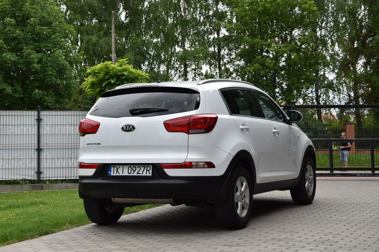 Kia Sportage 1.6 Benzyna Gwarancja Bogate Wyposażenie Zadbane zdjęcie 4
