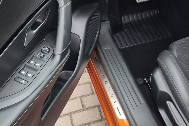 Peugeot 2008 2008 GT automat zdjęcie 24