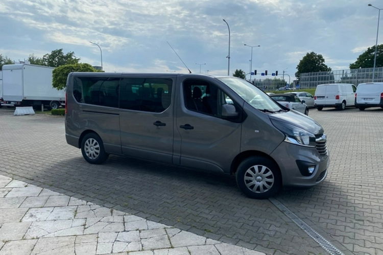 Opel Vivaro Tourer 1.6 CDTI L2 / Polski Salon / 1wł / Opłaty / 9 MIEJSC zdjęcie 5