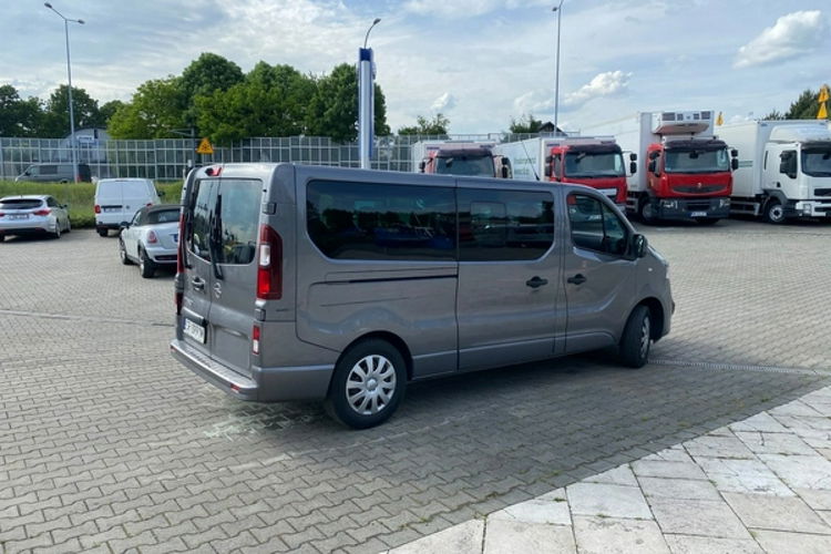 Opel Vivaro Tourer 1.6 CDTI L2 / Polski Salon / 1wł / Opłaty / 9 MIEJSC zdjęcie 7