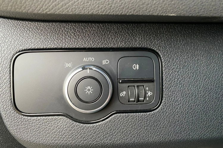 Mercedes Sprinter Maxi Long / Niskie km / Idealny pod kamper / Zabudowana paka / E6 zdjęcie 17