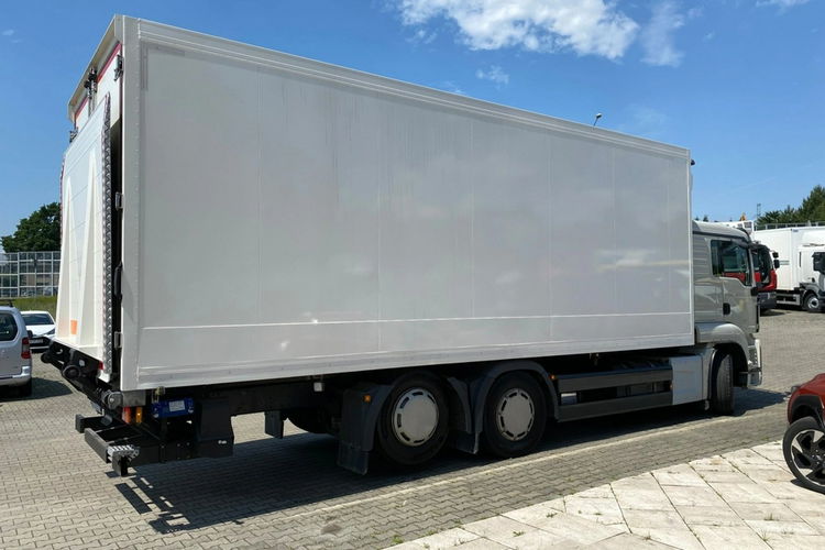 MAN TGS 26.470 / Chłodnia / Thermoking T1000R / E6 / 6X2 / 18 EP zdjęcie 8