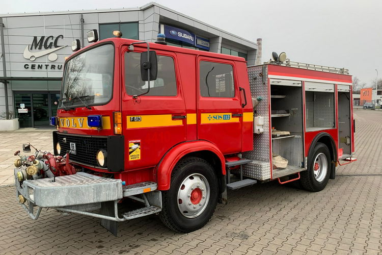 Volvo F613 STRAŻ POŻARNA - STAN BDB - POMPA Z PRZODU zdjęcie 19