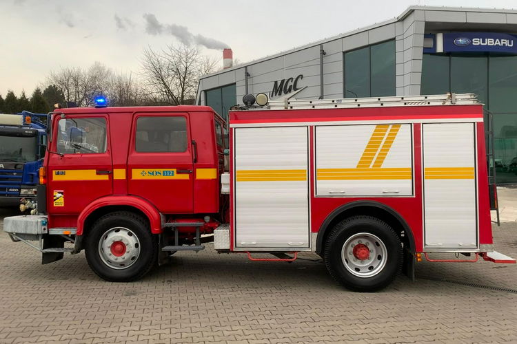 Volvo F613 STRAŻ POŻARNA - STAN BDB - POMPA Z PRZODU zdjęcie 8