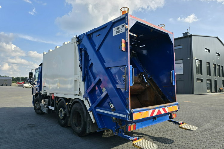 DAF LF 2011 Śmieciarka MOL PUSHER 2000 LF 2011 Śmieciarka MOL PUSHER 2000 zdjęcie 4