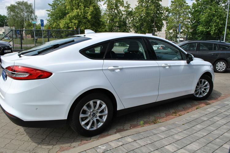 Mondeo Liftback Trend 2.0 EcoBlue 150KM A8 ASO Forda Gwarancja Ford Używane zdjęcie 8