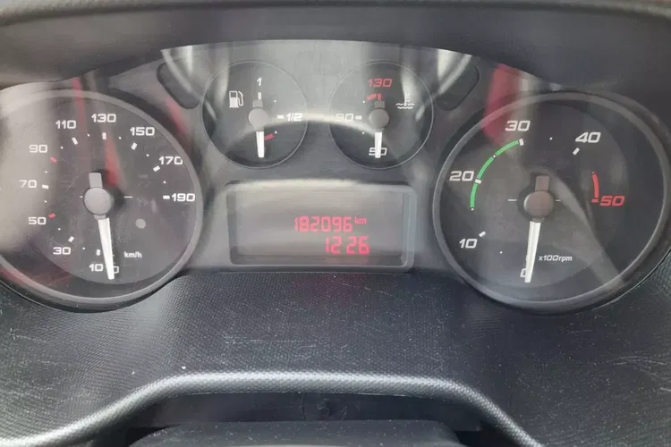 Iveco 70C17 Doka HDS 149999zł NETTO 3.0HPi/170KM zdjęcie 22